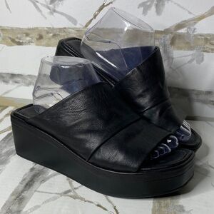 DNA Footwear Mind Body & Sole Platform Sandals